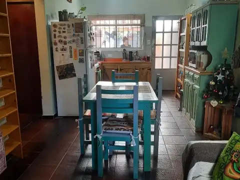 Depto Tipo Casa en Venta con 2 cocheras