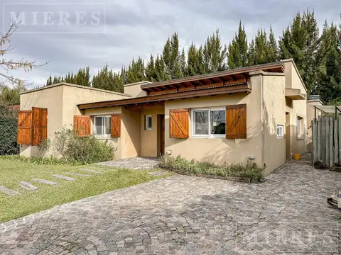 Casa en venta  de UNA PLANTA en Santa Clara, Villanueva.