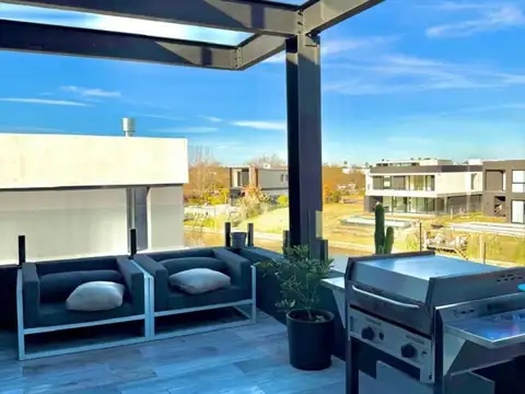 Casa en Alquiler de 3 dormitorios