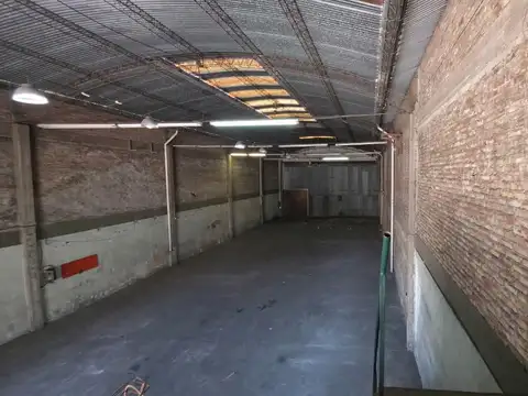 Galpon en Alquiler 60  mts Fondo