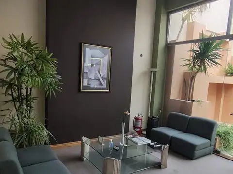 Oficina Monoambiente con 2 baños