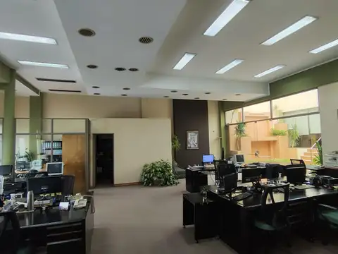Oficina Monoambiente con 2 baños