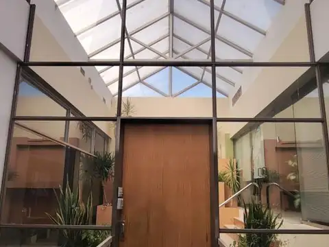 Santa Fe 1378 - Amplia Oficina - 2 Cocheras