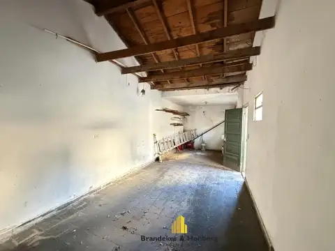 Casa en Venta con 1 cochera