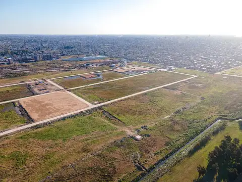 Terreno en Venta 80  mts Frente