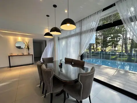 Casa en Alquiler Temporal en Plaza Mitre, USD 450