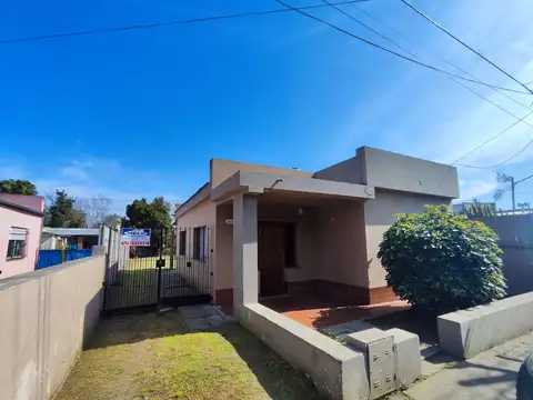 Casa en Bº Lanusse Lujan