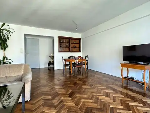 Departamento 4 ambientes con 2 baños