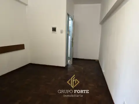 Oficina en Alquiler en Centro, $ 360.000