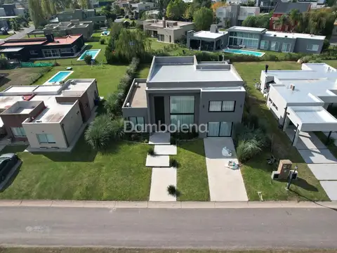 Casa  en Venta en Don Joaquín, Esteban Echeverría, Canning