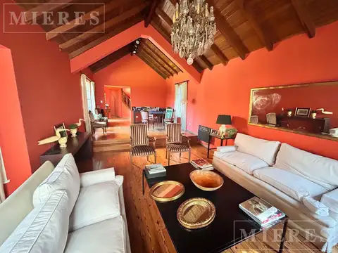 Casa 6 ambientes con 3 baños