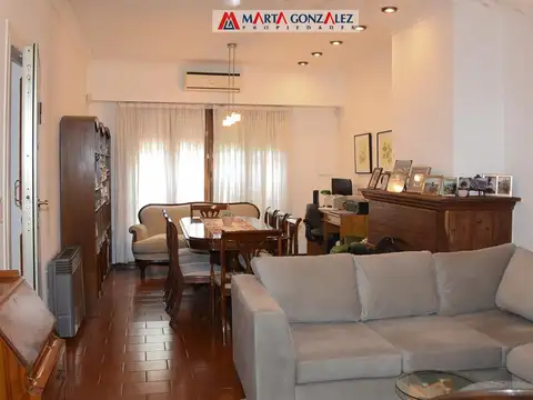 Casa 4 ambientes con 3 baños
