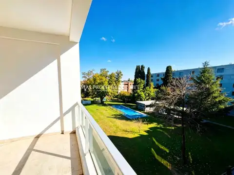 Venta Departamento en Casuarinas Garden 1 Dormitorio Cochera Canning