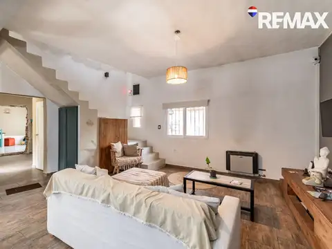Casa 4 ambientes con 1 baño