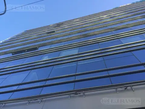 DEL LIBERTADOR  N°6350 -Piso  8