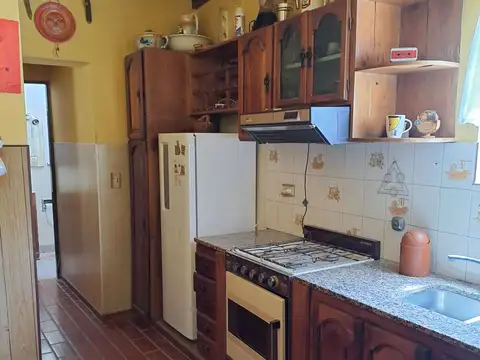 Depto Tipo Casa en Venta de 5 ambientes