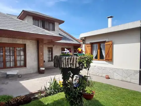 Casa 3 Amb. Con Garage 