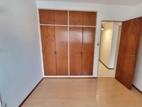 Departamento en Alquiler de 5 ambientes