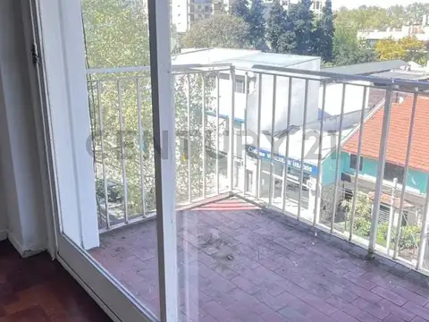 Marcos Paz 3500, Piso 5