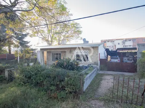 Casa en venta c/ cochera en Ciudad de la costa
