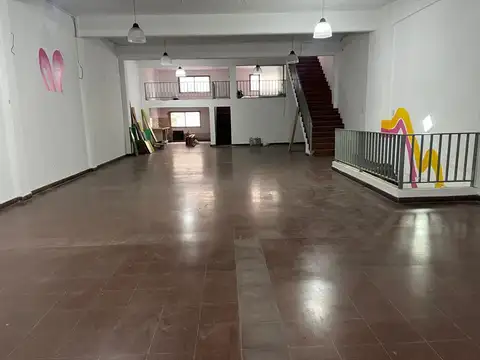 Oficina en Alquiler al Noreste