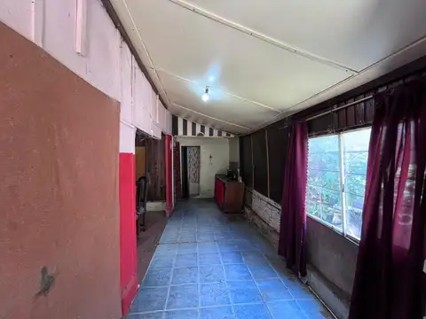 VENTA CASA MULTIFAMILIAR A RECICLAR GARIN CENTRO