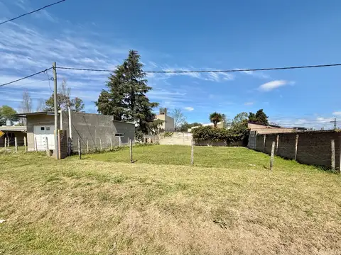 VENTA/ PERMUTA- Lote de 306 m2 sobre calle La Plata- Cañada de Gómez