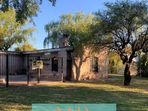 Casa en Alquiler en Francisco Alvarez, USD 1.500