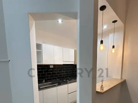 Depto Tipo Casa en Venta en Caballito Sur, USD 75.000