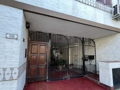 Venta departamento 3 ambientes en ramos mejía sur