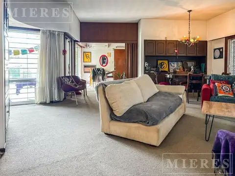 Casa 4 ambientes con 3 baños