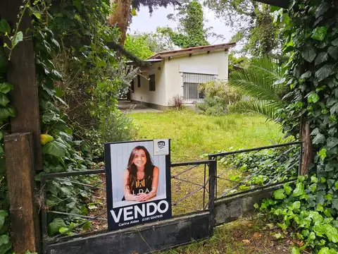 Casa en venta c/ cochera en Balneario Pehuen Co