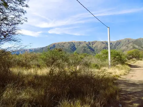 Terreno en Venta en Cortaderas, USD 18.000