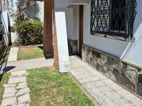 Casa en Venta en Bernal Oeste, USD 85.000