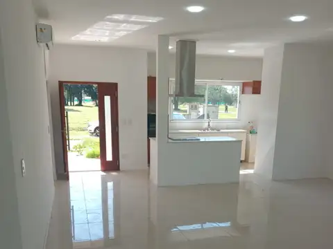 Casa en Venta en San Miguel, USD 250.000