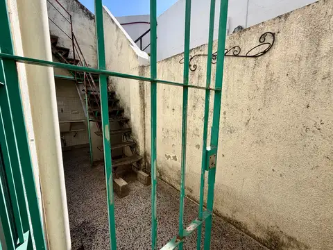 Depto Tipo Casa en Venta al Sudoeste