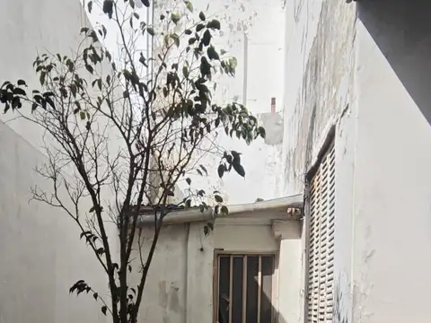 Depto Tipo Casa en Venta de 4 dormitorios