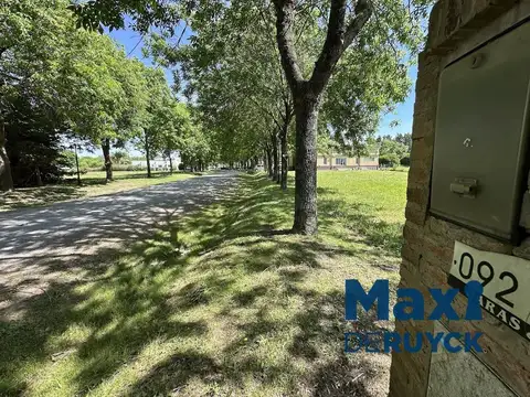 Oportunidad amplio lote a un excelente precio