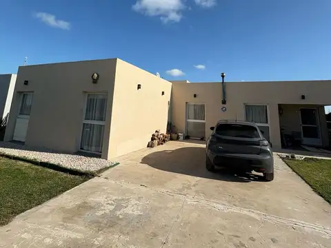 CASA EN BARRIO CERRADO 5 AMBIENTES C/PILETA