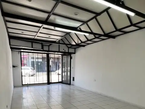 Local en Venta en San Antonio de Padua, USD 150.000