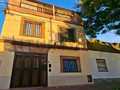 Venta 3 Casas en un mismo lote en Alberdi, Rosario
