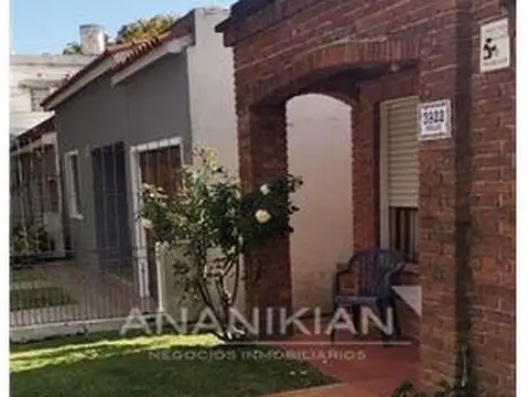 CASAS - CASA - BRAZO ORIENTAL, MONTEVIDEO