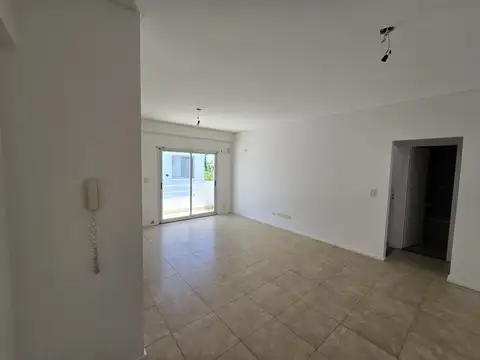 VENTA DEPARTAMENTO 2 AMBIENTES EN MUNRO