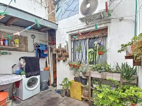 Venta PH 2 Ambientes con 2 Patios en Villa Lugano