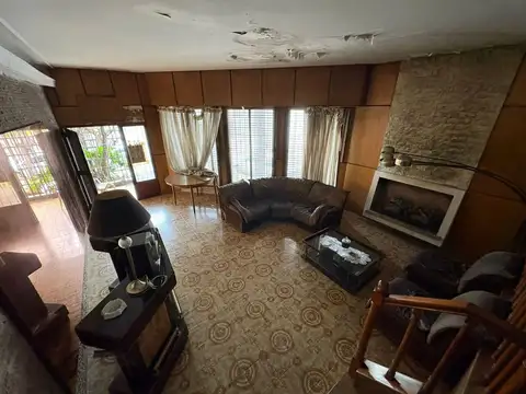 Venta Casa 5 Ambientes en Parque Avellaneda