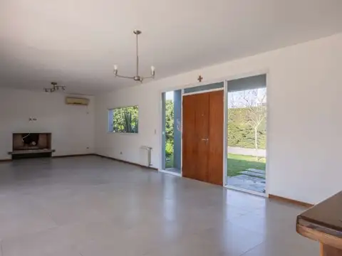 Casa en Venta en Villa Olivos, USD 255.000