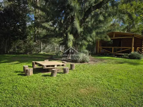 VENTA CABAÑA DE TRONCO CON PILETA BARRIO JURALO Calle OMBU 100
