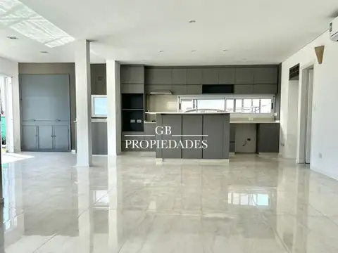 Casa en Alquiler en Lagoon Pilar, USD 2.200