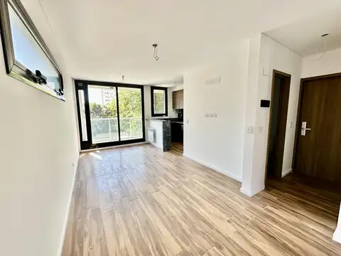 1 Dormitorio con Radiadores al Frente