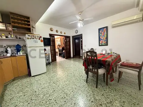 Casa 4 ambientes con 1 baño